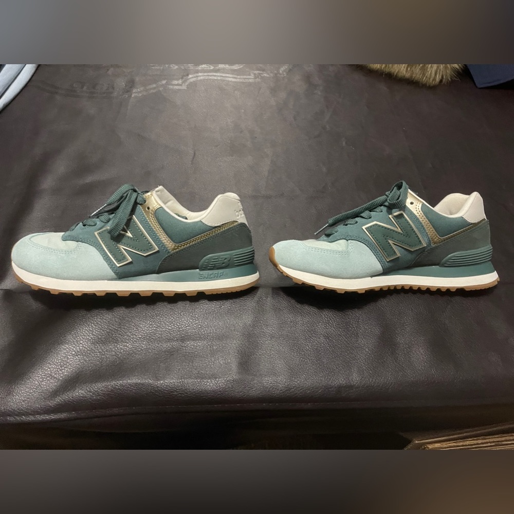 Women’s Green New Balance 574 size 8.5